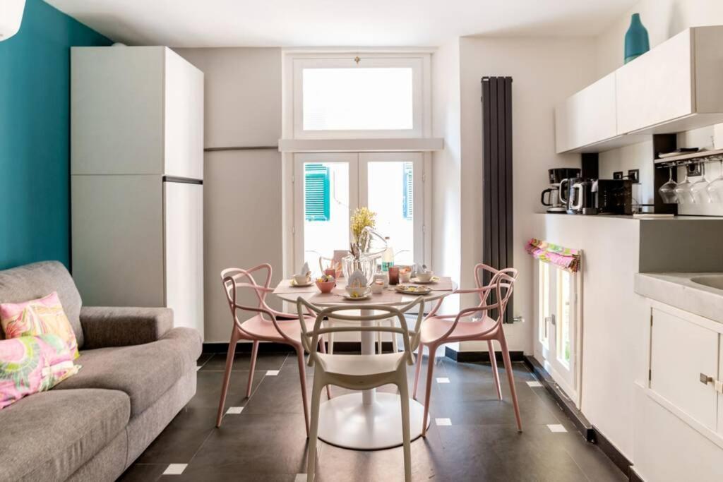 Apartment Ravecca Luxury - Centre - Italy Flat Vacation Genua