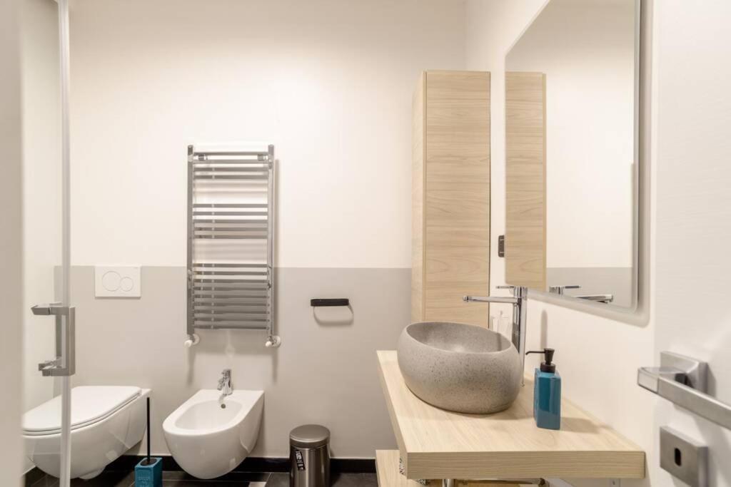 Ravecca Luxury - Centre - Italy Flat Vacation *