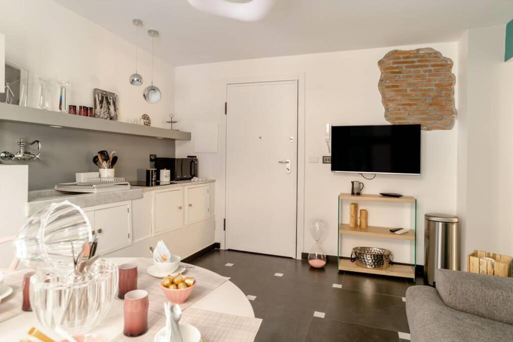 Ravecca Luxury - Centre - Italy Flat Vacation Genua